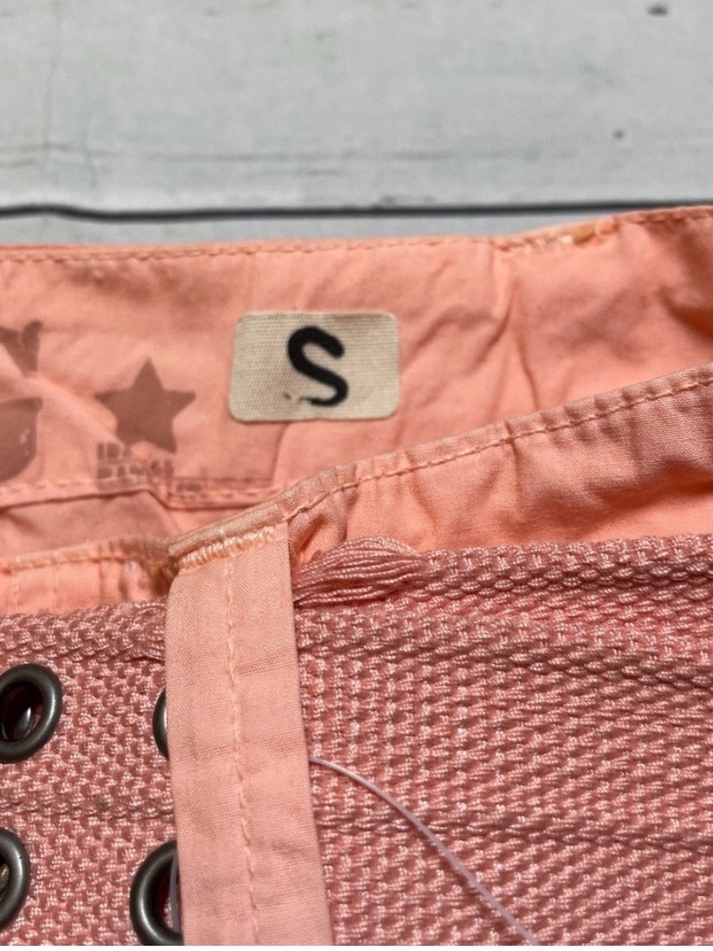 Da-Nang Peachy Coral Shorts Size Small